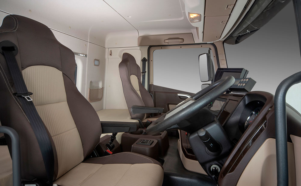 trucks/compactors/C-28_320_15_1322.jpg