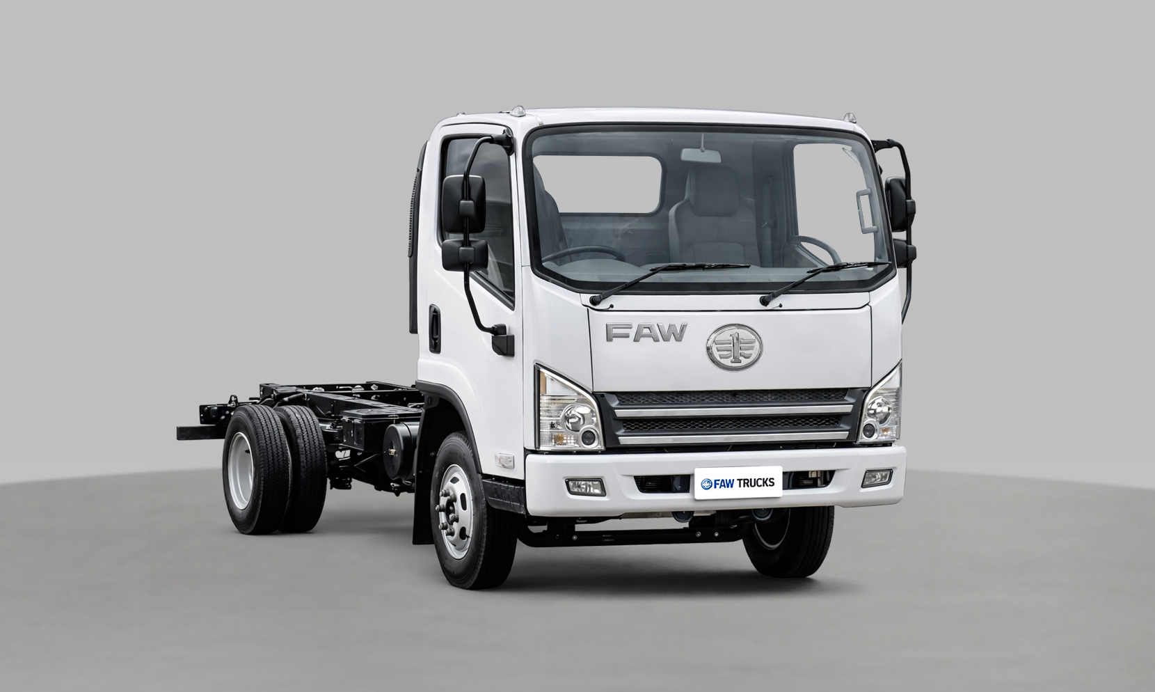 trucks/freight/FC-6-130FL-3-5-TON.jpg