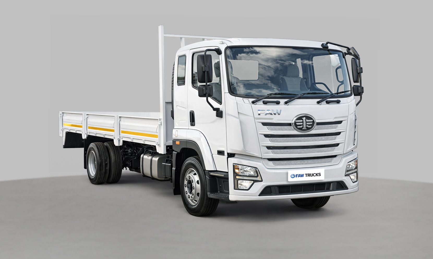 trucks/freight/FC-jk6-15-220-fl-8-ton.jpg