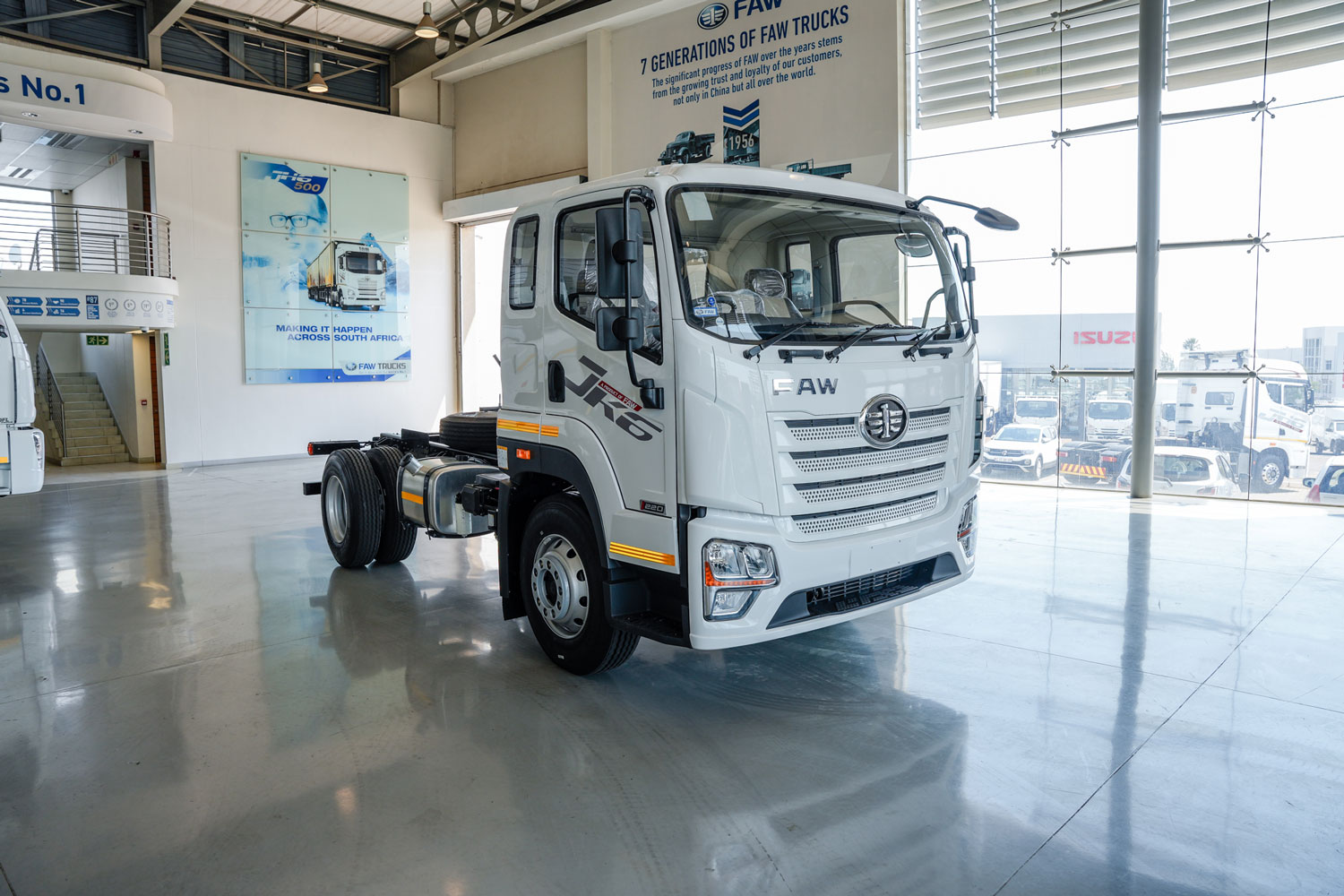 trucks/tractor/TT-JK6-15220-FD-5-1.jpg